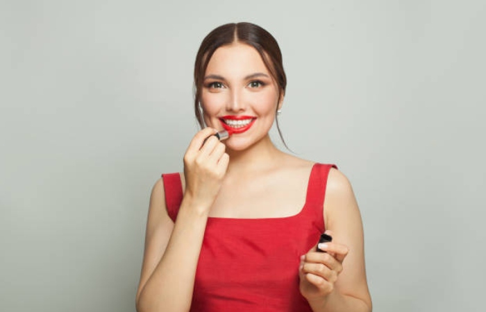 Lipstick to Buy Based on Your Skin Tone